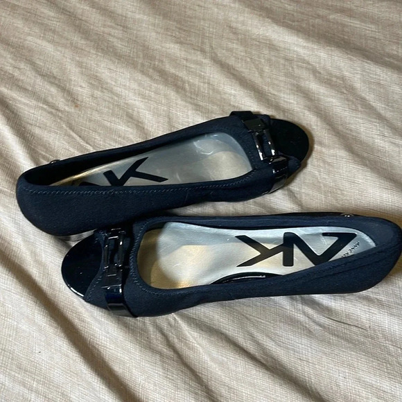 Classic black  shoes open toes - Picture 1 of 7